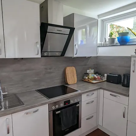 Cozy With Balcony - Charlottenburg 아파트 베를린